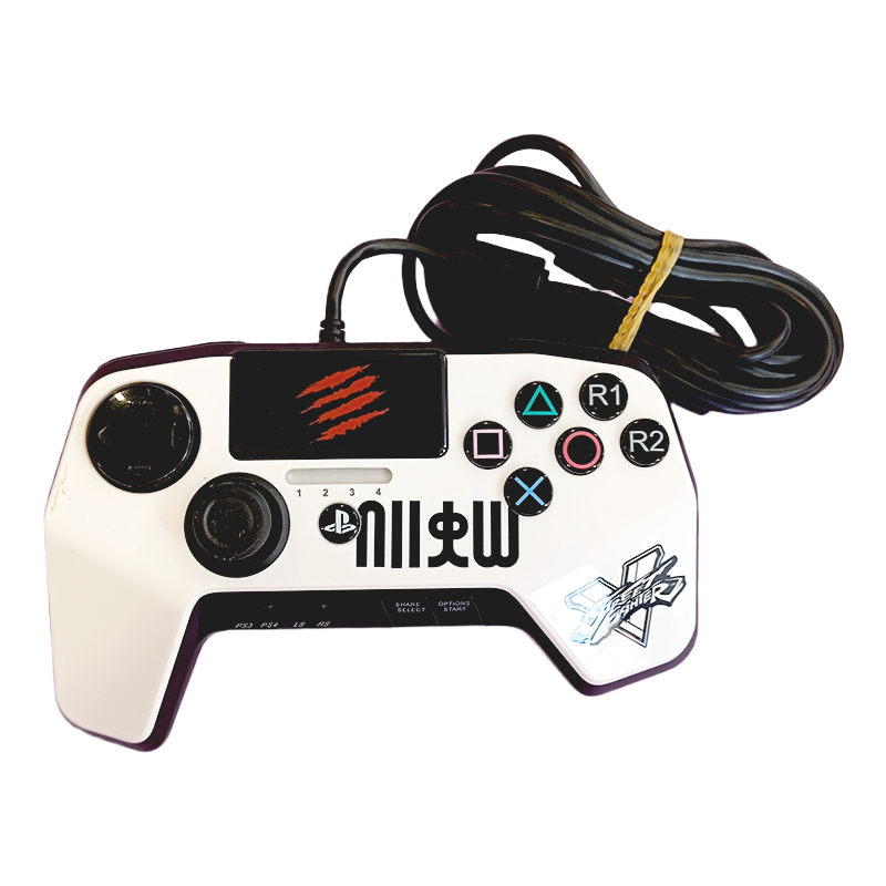 Mad Catz Street Fighter V FightPad